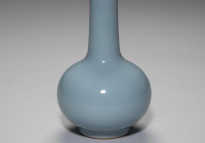 图片[2]-Long-necked vase with green glaze, Qing dynasty, Yongzheng reign (1723-1735)-China Archive